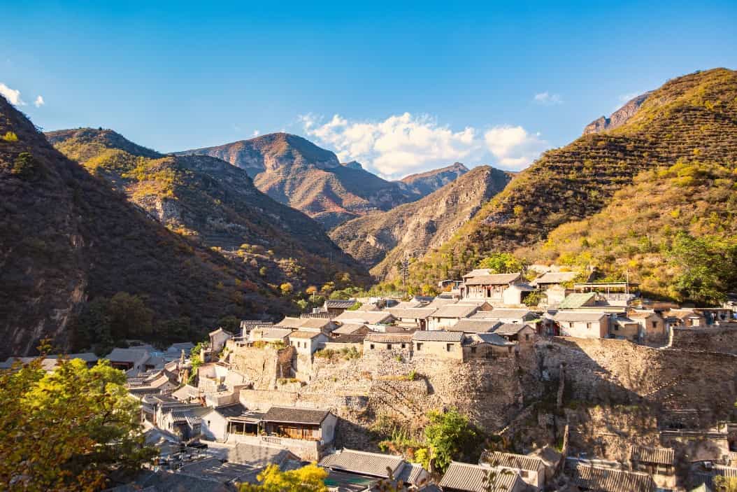 Visit Ming Dynasty Village Cuandixia and Liulichang Culture Street
