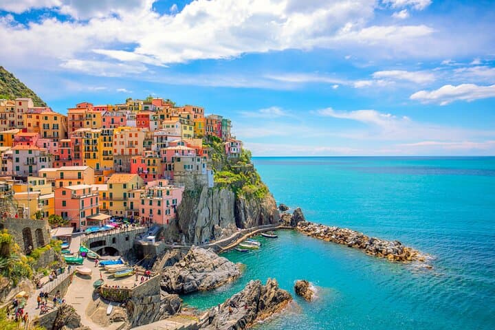 Cinque Terre Private Tour from Milan
