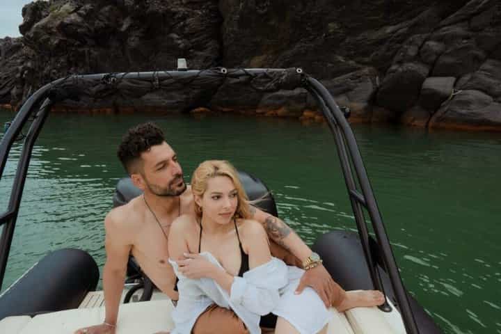 santorini escape tour