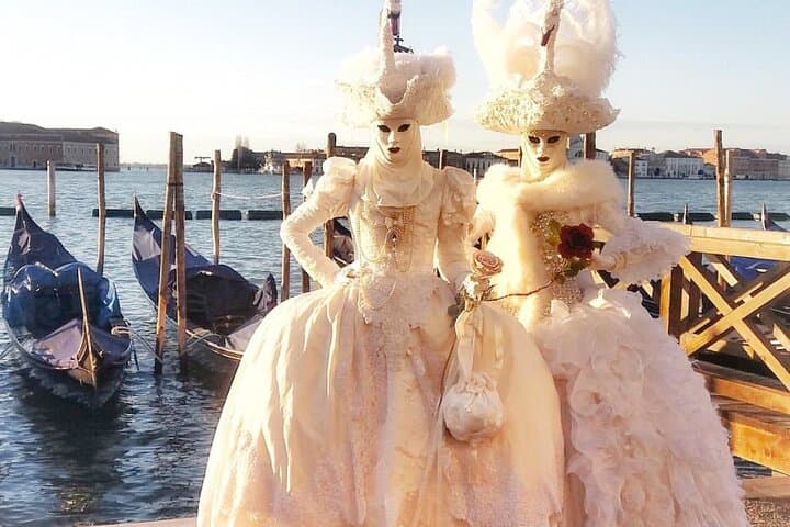 Private Tour "VENICE CARNIVAL 2026" from Florence To Venice
