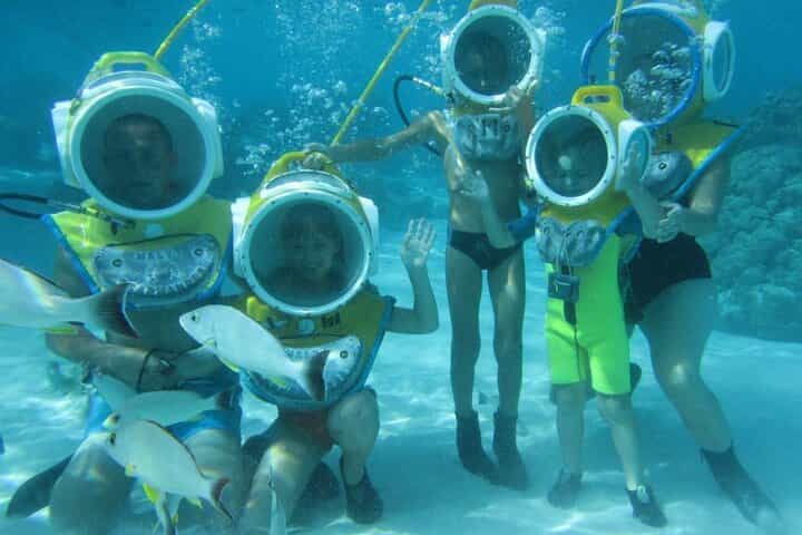 Walking under sea - Snorkeling in Cham Island