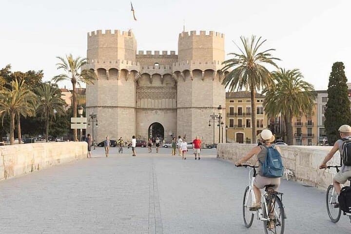 Private Old Town Golden Age Valencia Tour