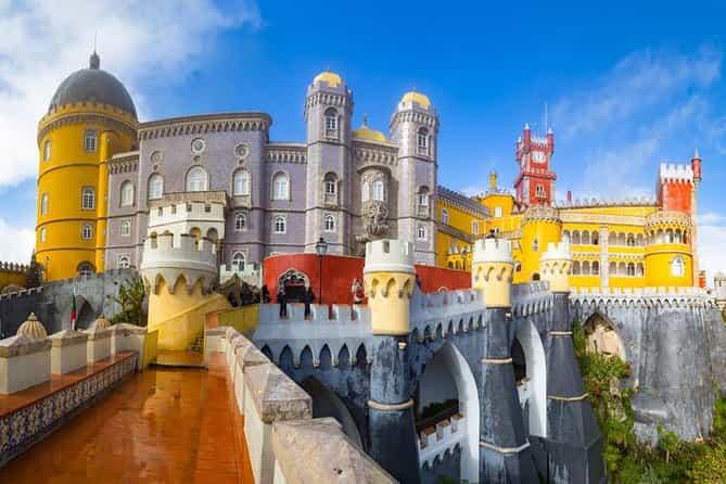 SINTRA & CASCAIS Tour - 8 hours for up to 6 people