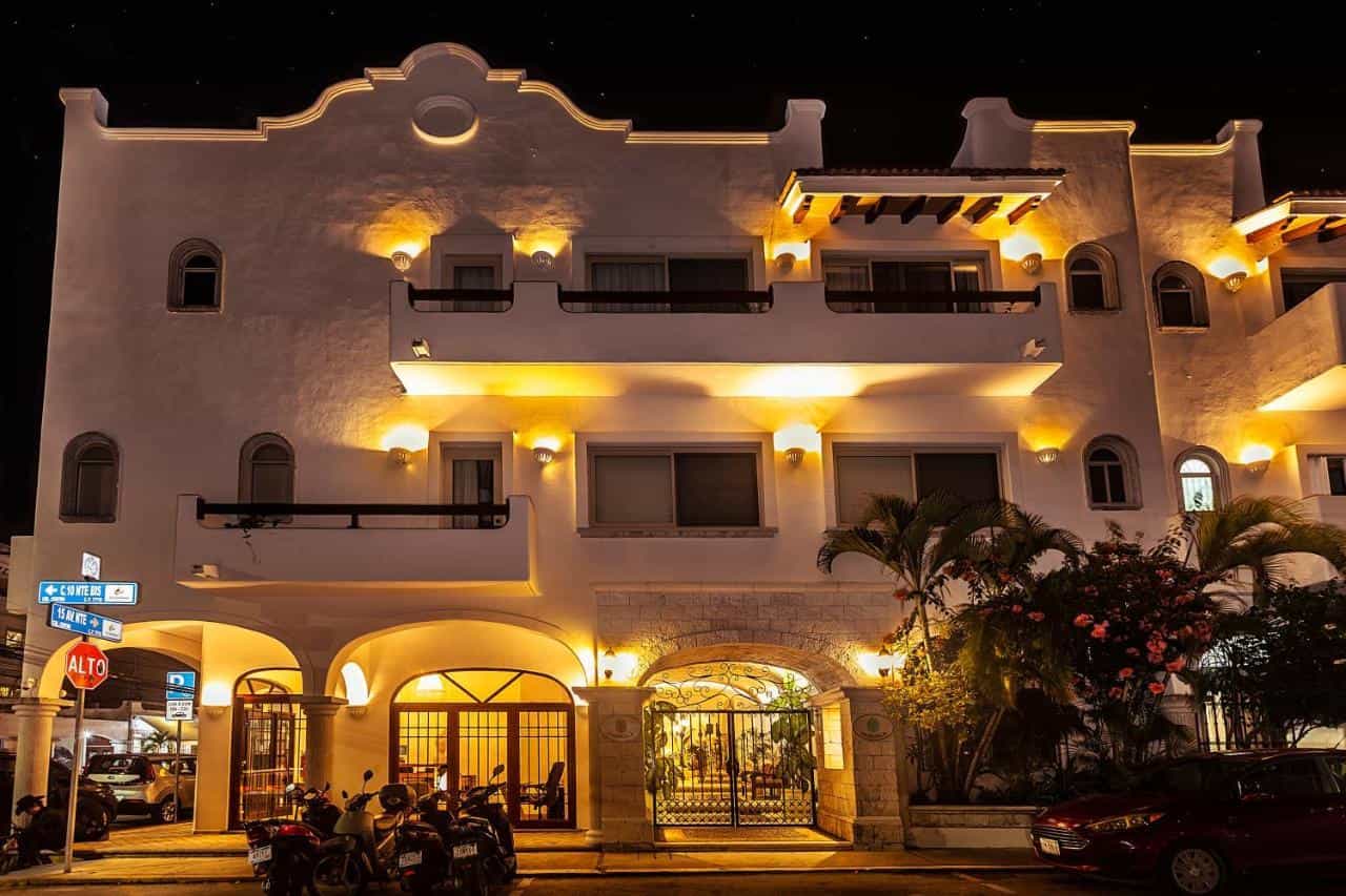 Private Shuttle from Cancun Airport to Fabiola Condo Hotel