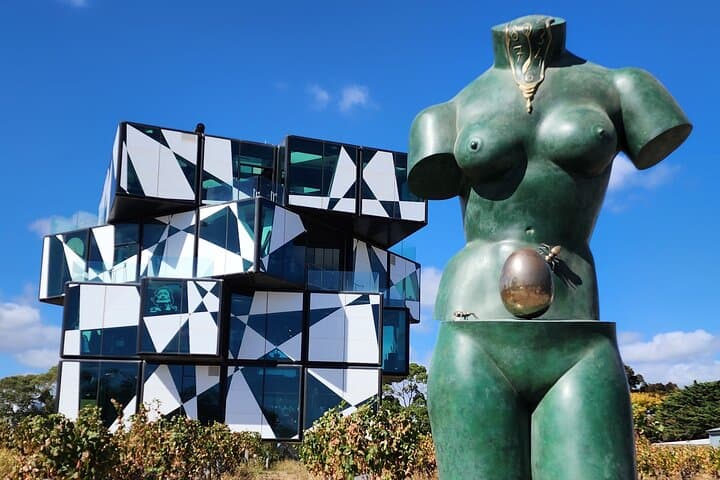 McLaren Vale Premium Wine & Brew Tour with Tastings & Lunch