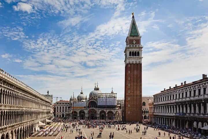 From Florence to Venice Private Tour Lunch Included