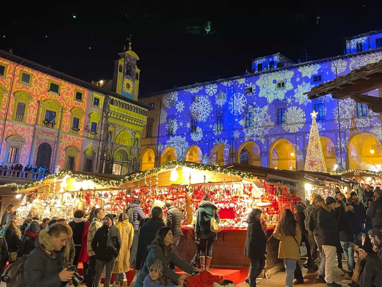 Arezzo and Montepulciano Christmas Markets from Florence