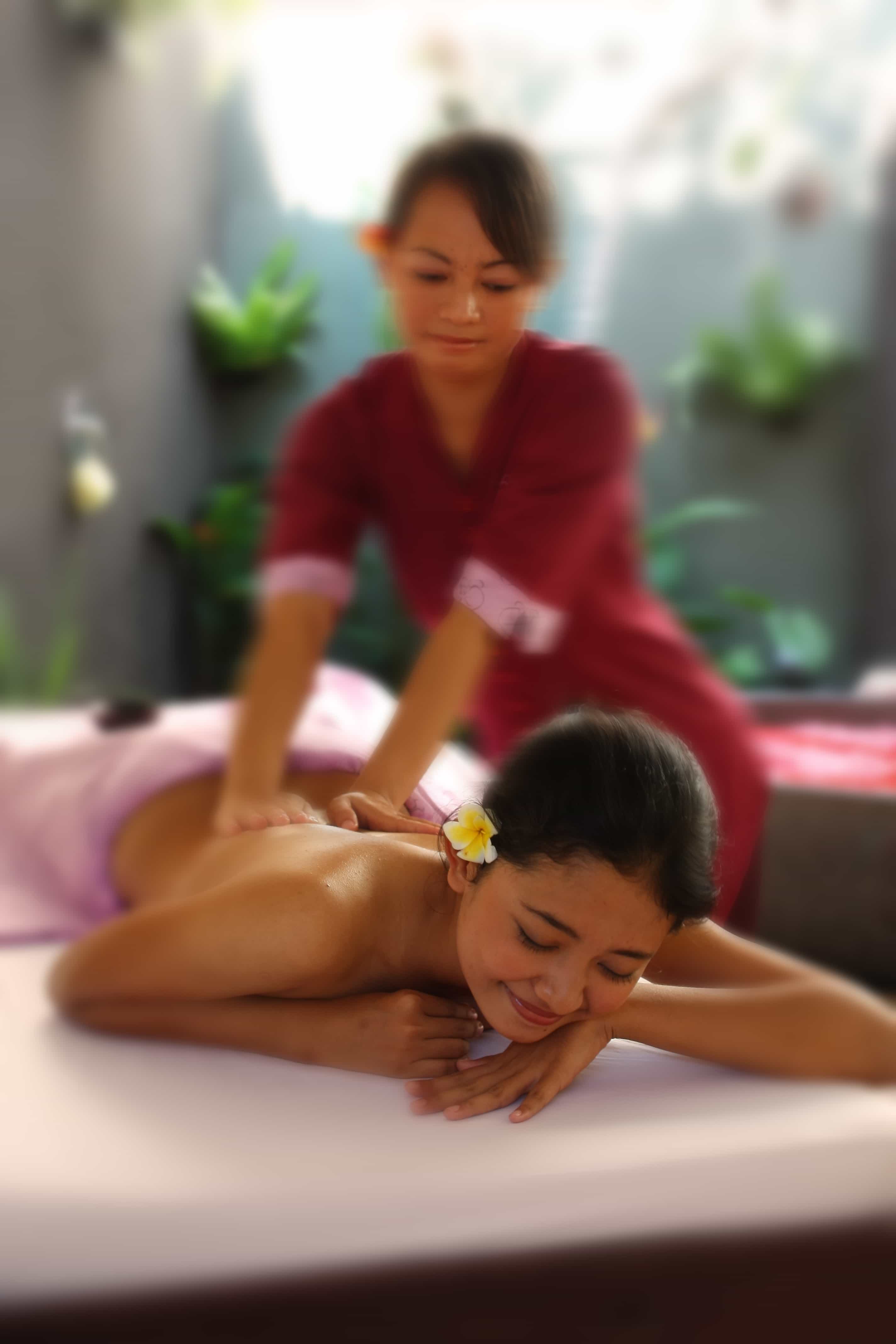 Traditional Bali Massage for 60 minutes in Kuta Area