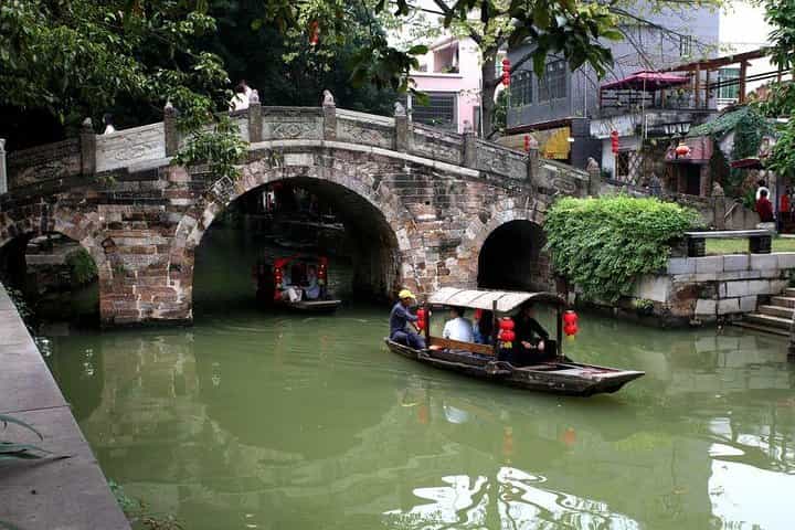 Private Day Tour to Shunde from Guangzhou: Qinghui Garden, Fengjian Water Town