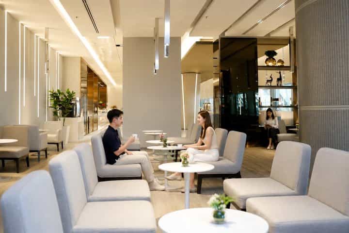 Suvarnabhumi Airport Miracle Lounge Access
