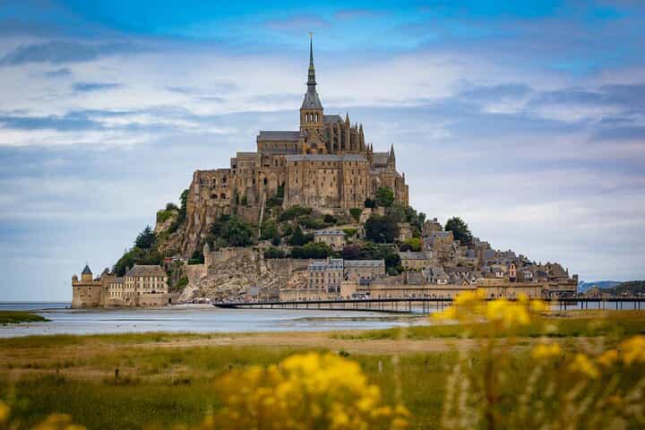 Bayeux to Mont‑Saint‑Michel – Private Day Trip