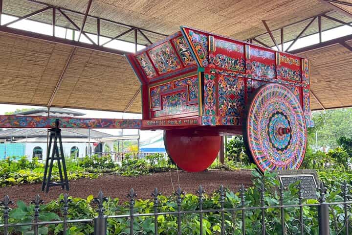 Puntarenas to Sarchi Bus Tour Experience