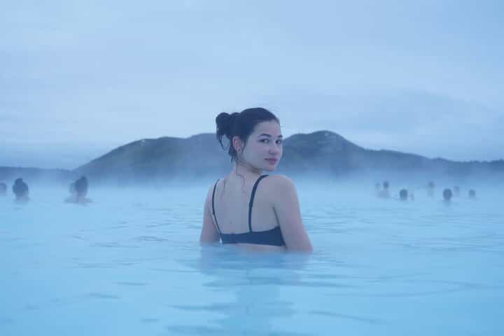Blue Lagoon Private Transfer & Optional Tickets - 2 Hour Visit