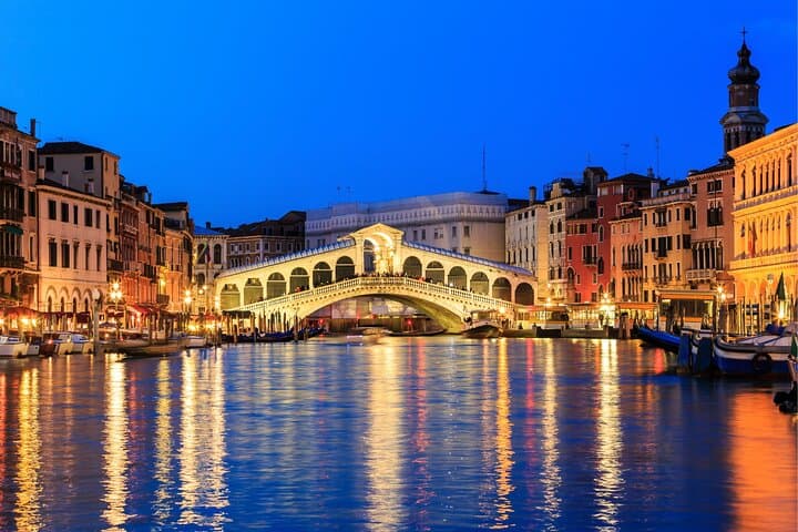 Venice Scavenger Hunt and Best Landmarks Self-Guided Tour