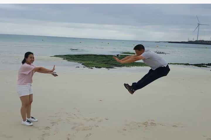 Jeju Tour in Woljeongri Beach & Stone park & Dongmun Market