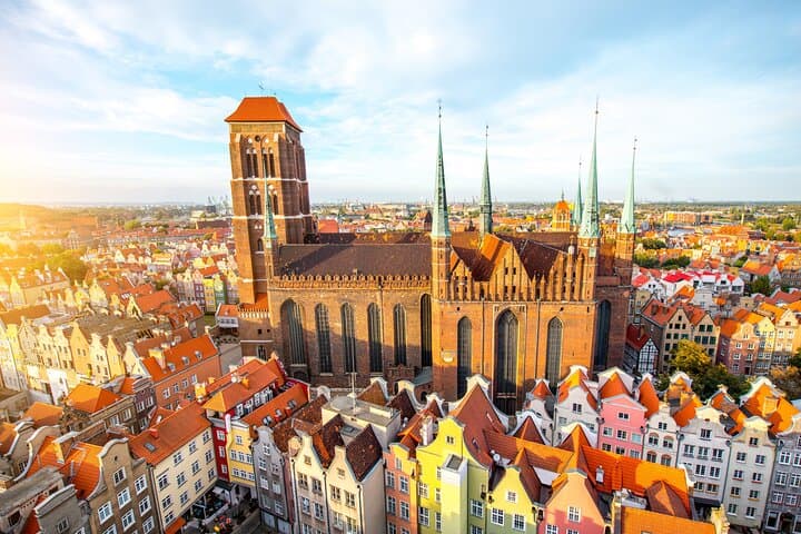 Private Transfer from Warsaw to Gdansk with 2h of Sightseeing