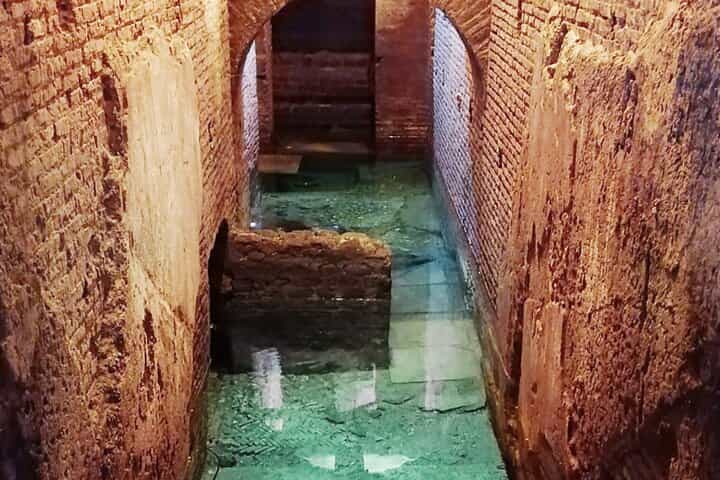 Trevi Fountain and Pantheon Guided Tours max 12 person