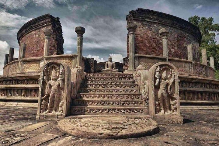 Polonnaruwa Ancient City All Inclusive Day Tour From Colombo