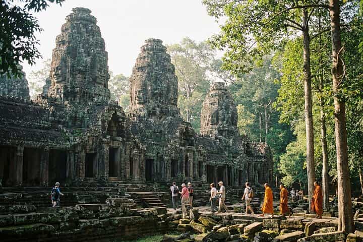 7 Days Self Guided AI Audio Tour in Angkor and Cambodia