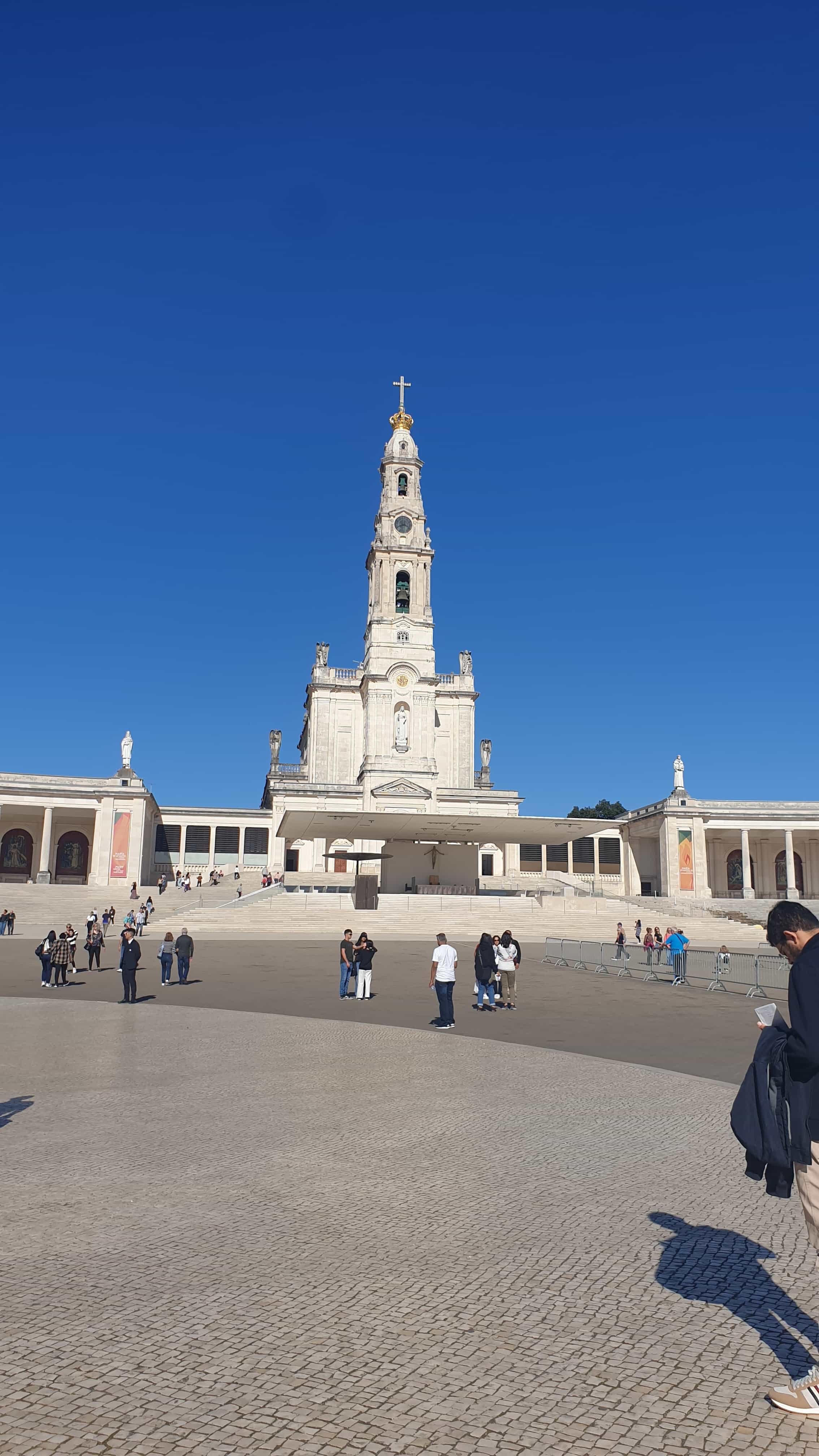 Direct Private Tour to the Sanctuary of Fátima