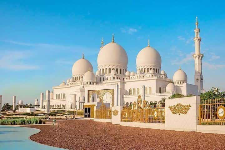 Abu Dhabi Sheikh zayed Mosque with Lunch, Louvre & Qasr Al Watan Palace