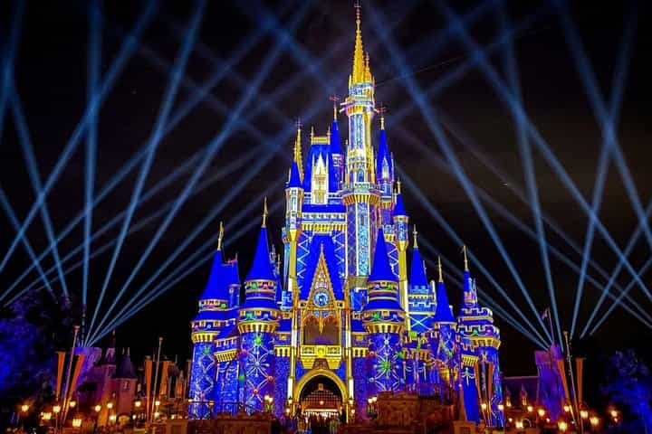 Private Disney World Theme Park Roundtrip Transportation Package