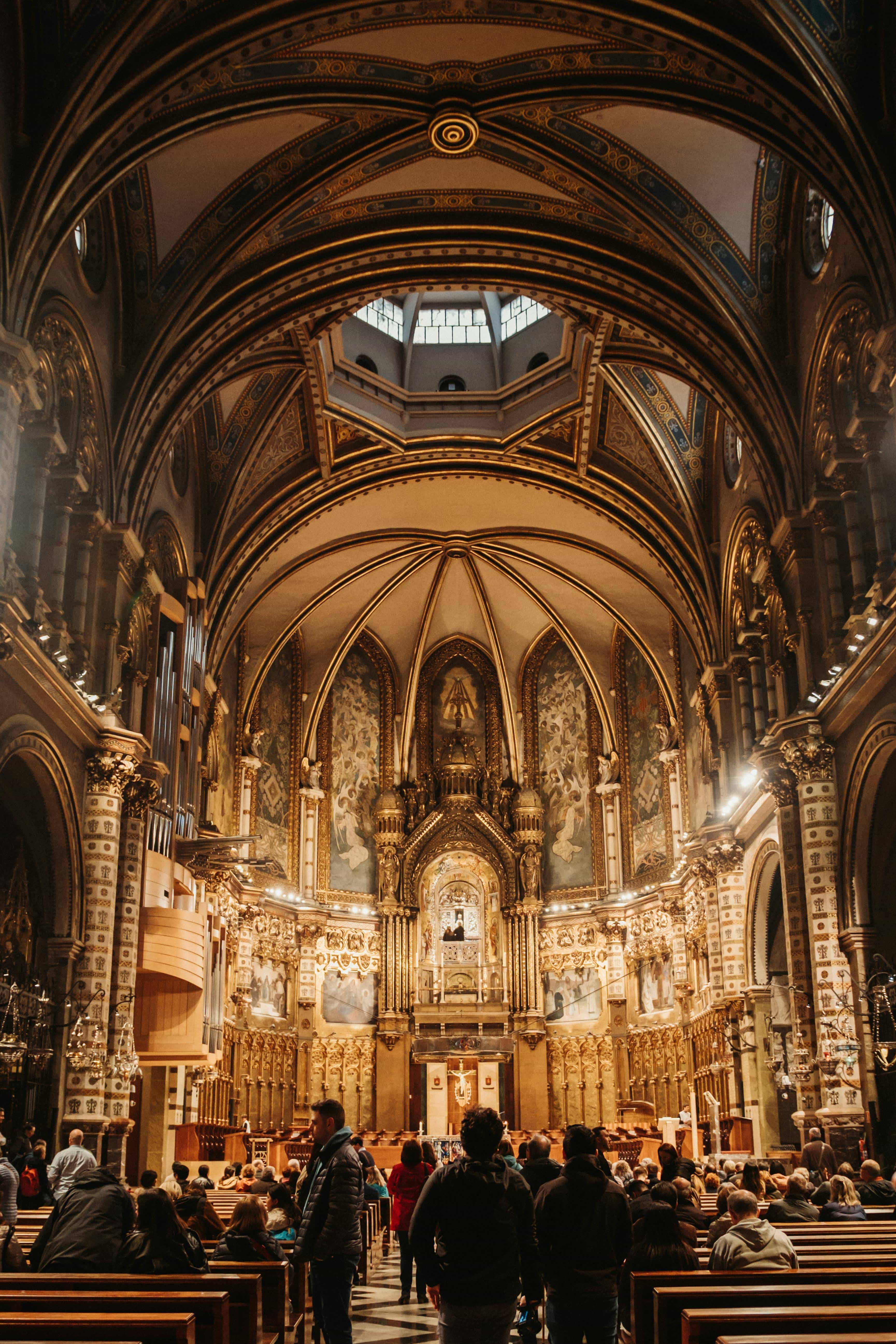 Private Day Trip to Montserrat and Cava Cellar from Barcelona