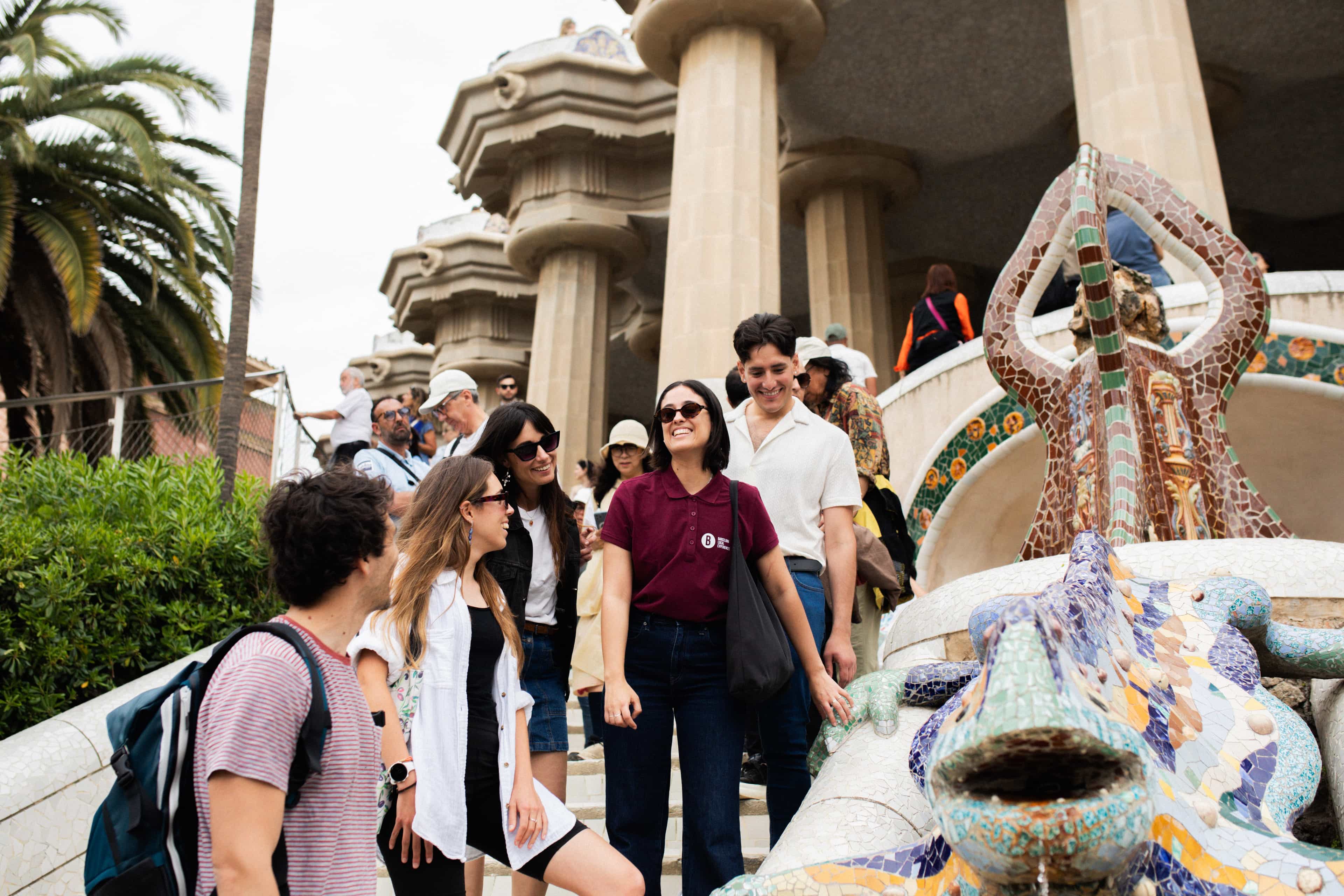 Private Park Güell & Sagrada Familia guided tour with Hotel pickup