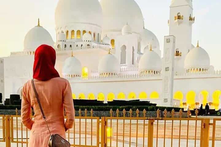 Guided Abu Dhabi City Tour with Sheikh Zayed Grand Mosque & BAPS
