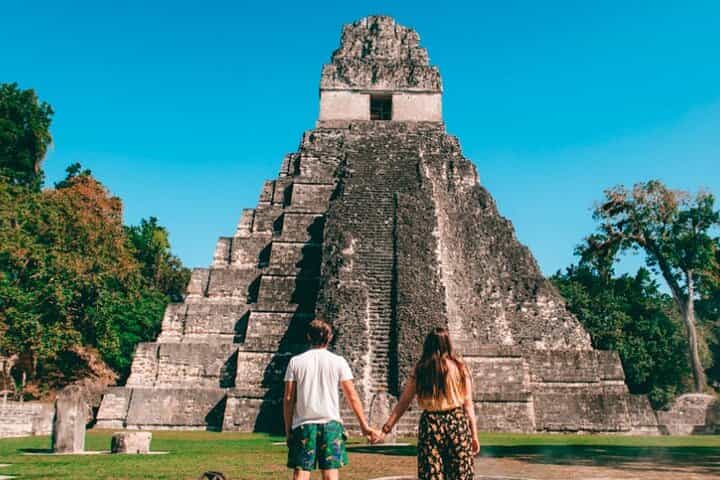 Private 5-Day Mayan Route Tour to 3 Countries from Guatemala