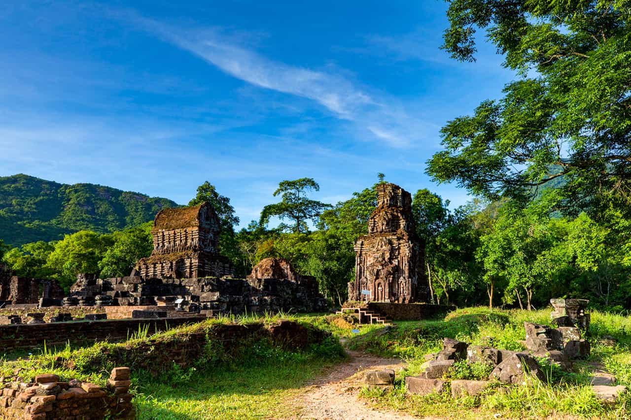 Car Hire & Driver: DA NANG CENTER - HOI AN CITY CENTER AND MY SON SANCTUARY (FULL-DAY)