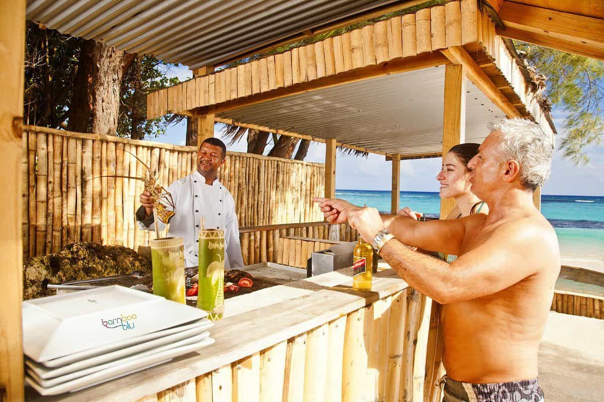 Ocho Rios ‘Beach Please’