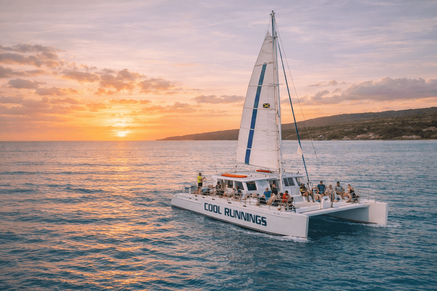 Ocho Rios Catamaran: Sunset Dinner, DJ & Open Bar Party Cruise