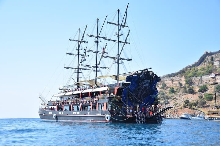 All-Inclusive Alanya Boat Tour with Lunch and Soft Drinks