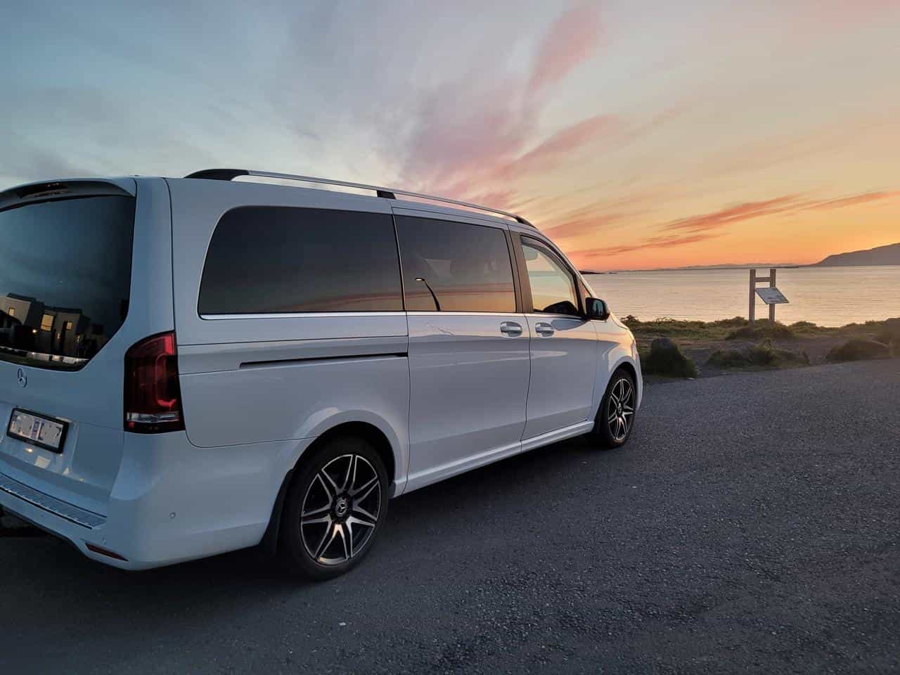 Private Airport Transfer: Reykjavik → KEF