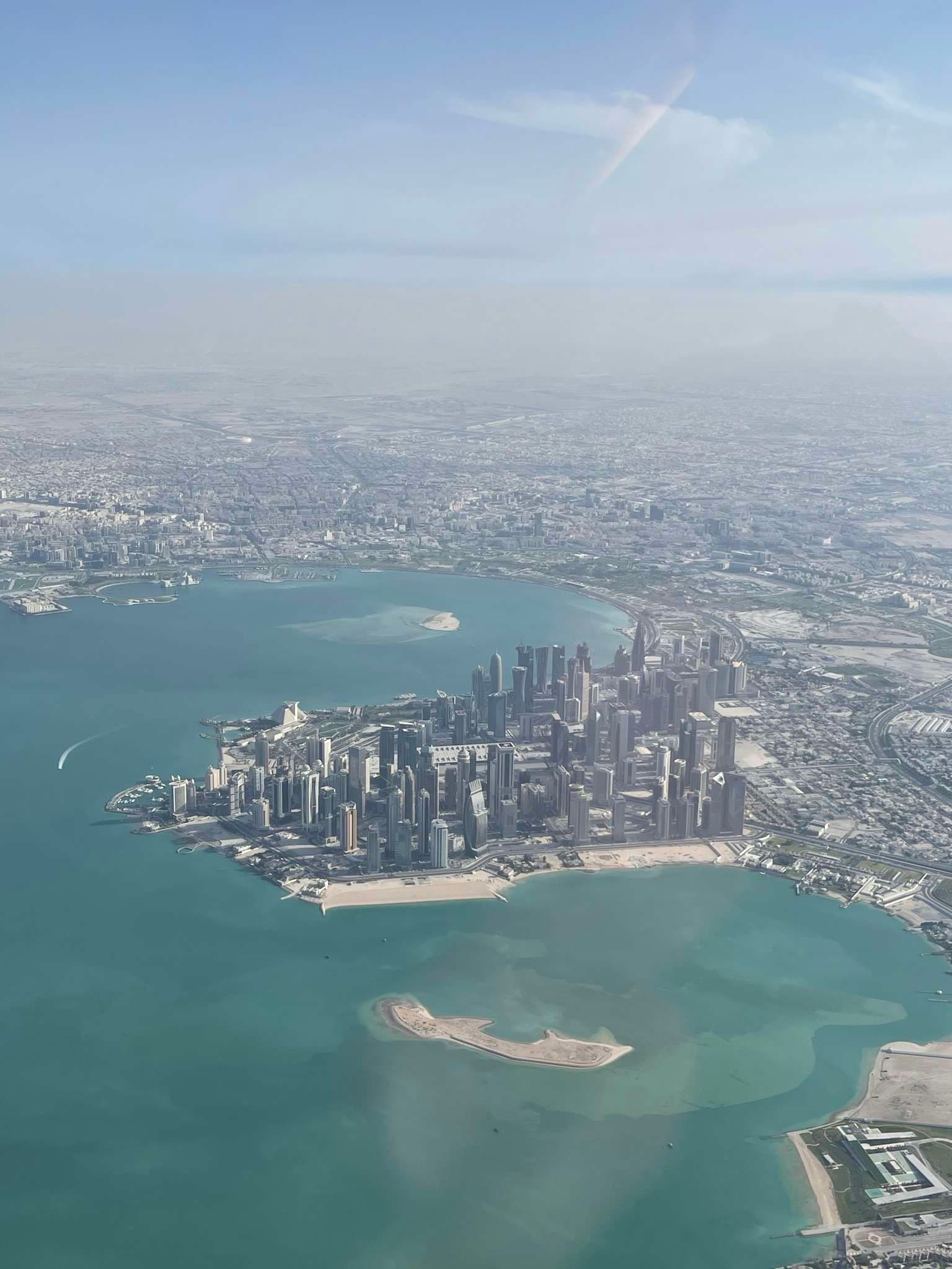 Explore Qatar in a 3 Seater Piper Archer Plane