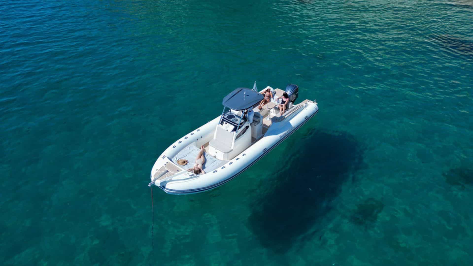 Cagliari: dinghy tour in the Gulf of Angels