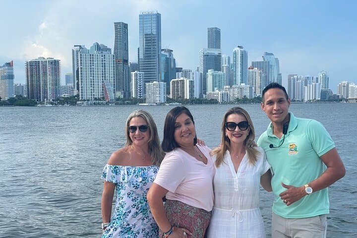Miami All-In-One: City Sightseeing & water taxi experience
