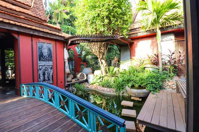 Siem Reap: Behind the Scenes City Tour