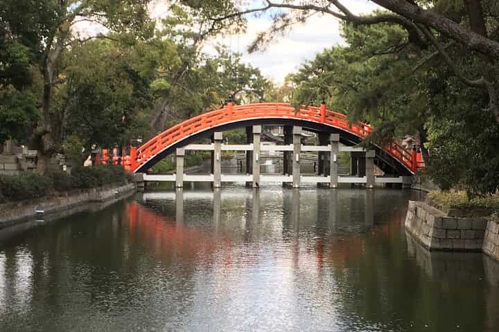Half-Day Private Guided Tour to Historical Osaka