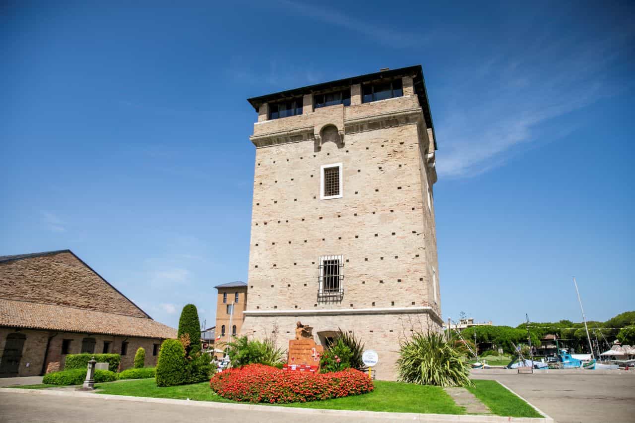 Museum of Salt and typical aperitif with tasting of local product