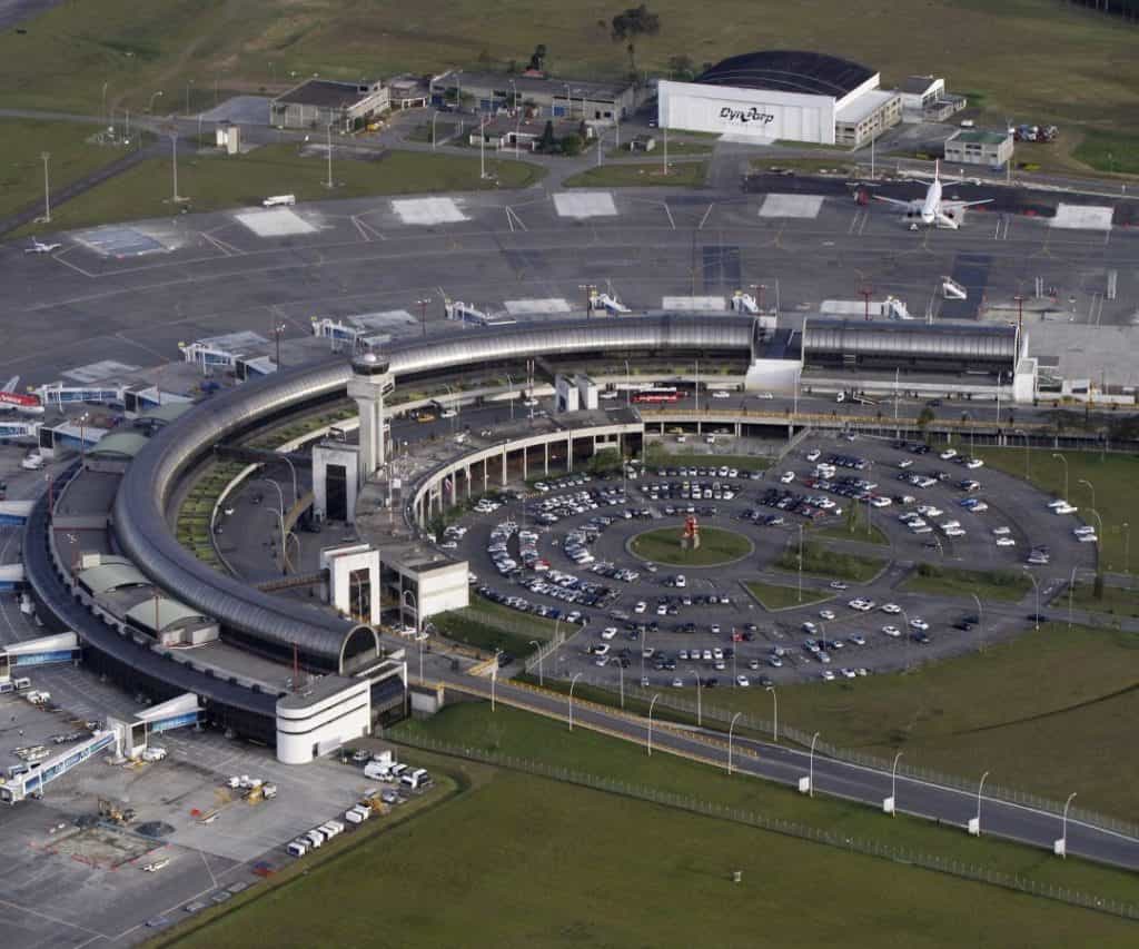 Traslado Alojamiento a Aeropuerto Jose Maria Córdova en Medellín