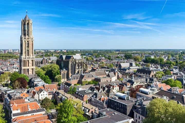 Hello Utrecht: Private 2-Hour Intro City Walk with Local Guide