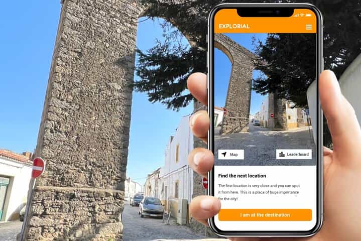 Évora Scavenger Hunt and Sights Self-Guided Tour