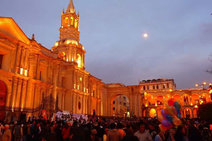 Private Day Trip From Puno to Arequipa and back