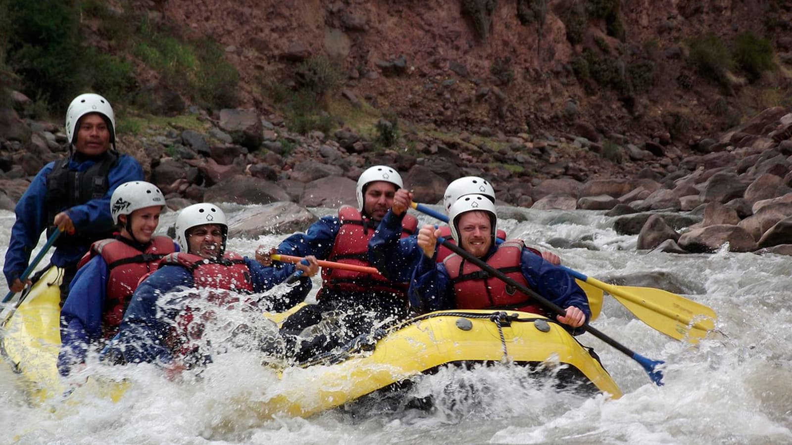 Cus-19 : River Rafting - Urubamba Adventure