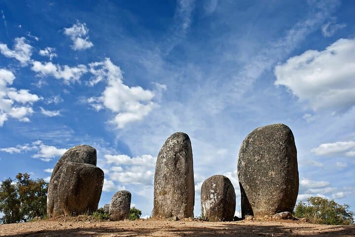 Private Évora Tour - Megaliths, Historical Center and Cork Region