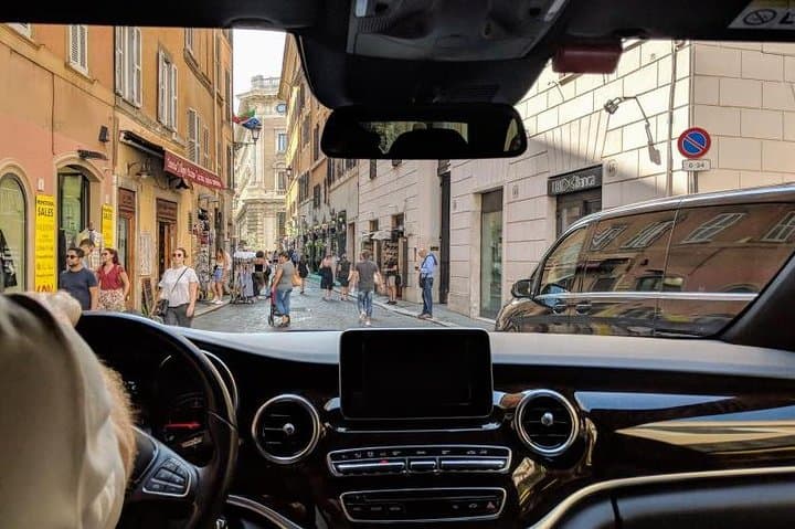 Private Transfer from Fiumicino airport to Rome City Center