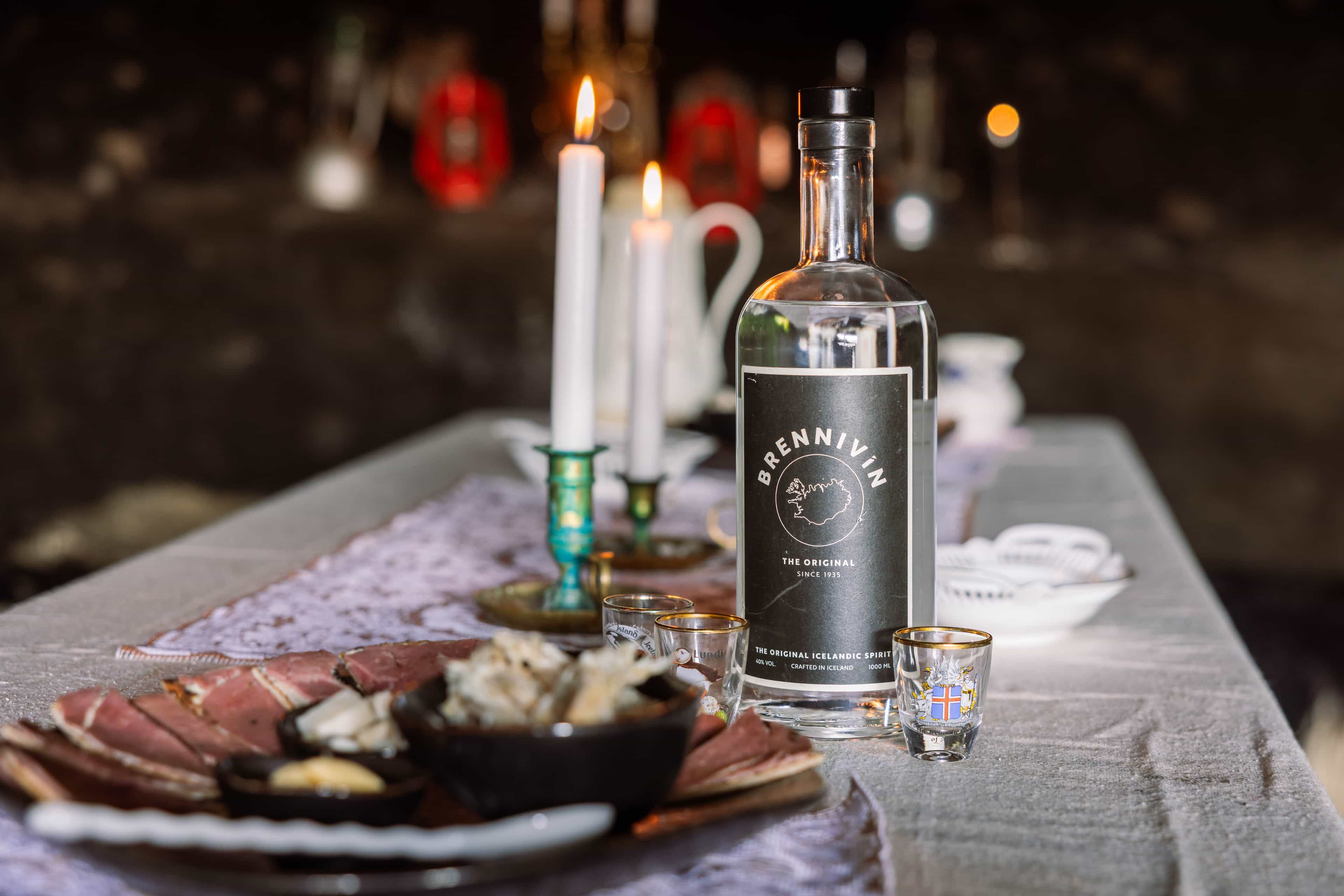 Private Cave Tour with Icelandic Food Tasting