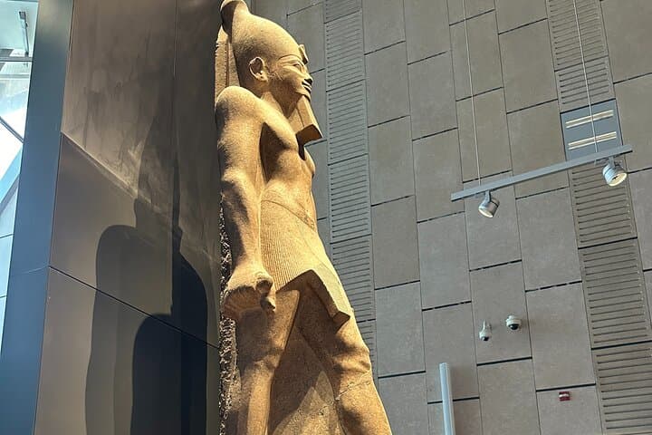 Private Pyramids, Sphinx and Grand Egyptian Museum Tour